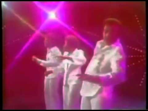Hues Corporation - Rock The Boat 1974