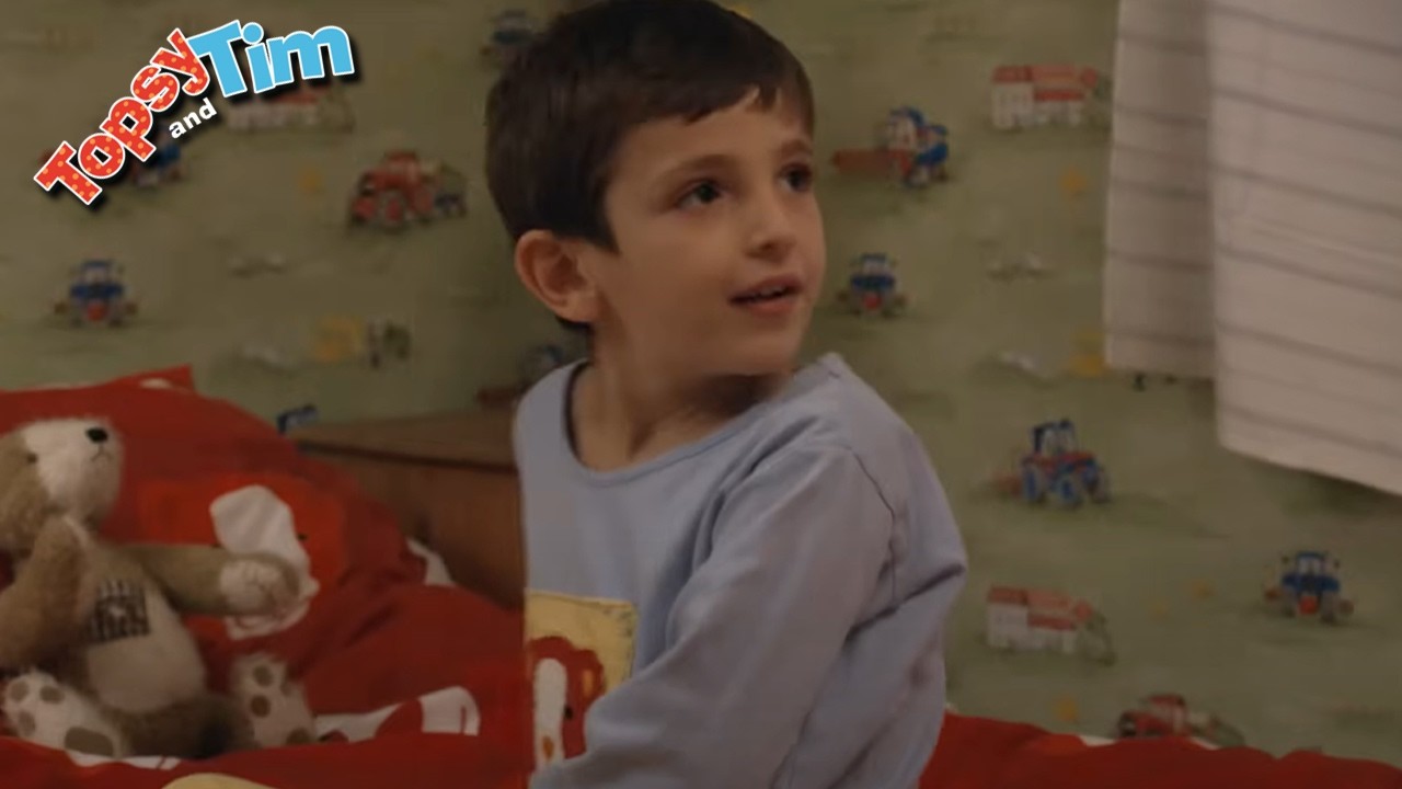 Süper Karton Robot ve Yeni Arkadaş! | Topsy ve Tim - WildBrain | Çocuk Filmleri