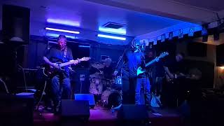 Noel Burke and St Vitus Dance Perform Echo and the Bunnymen's "Gone Gone Gone"