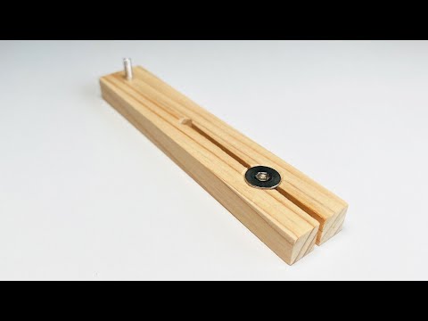 This is simple but does a very satisfactory job / 3 tablesaw jigs