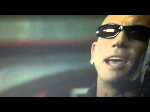 Matrica, revoliucijos. Filmo ištrauka