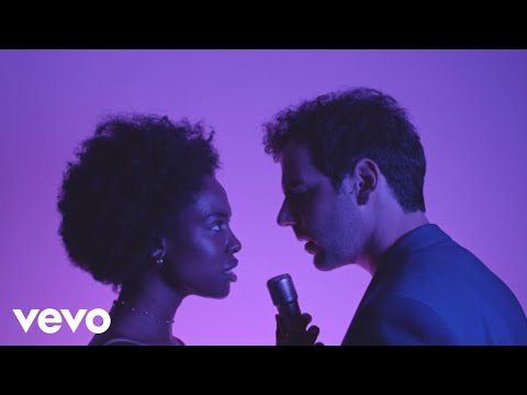 Andre Chris - Strangers