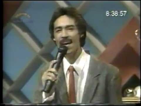 Videoclip de Tú Me Quemas — Eddie Santiago