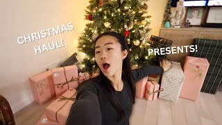 WHAT I GOT FOR CHRISTMAS! | wrapping & opening presents, haul | VLOGMAS WEEK 3