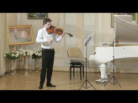 Denis Ivanidze "Deux pièces" - nr.2
