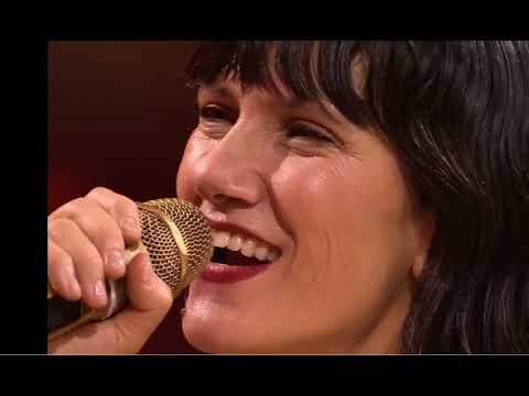 Giorgia con Elisa live canzoni Mad World  Tears for Fears + Michael Jackson Earth Song