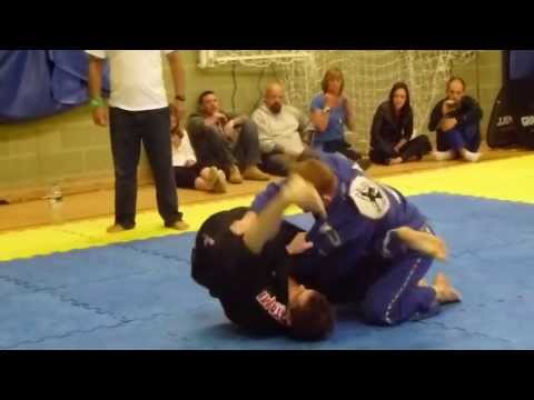 2nd Southern BJJ Open 2013 - Brown Adult - Light - FINALS - Ross Nicholls vs Jack Magee