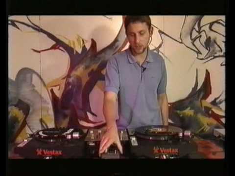 Scratch Perverts   Turntable Tutorial 1