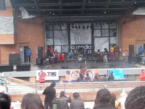 Lizje - Destination live @ Mediatorta, Colombia