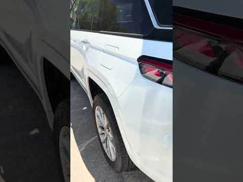 2022 Jeep Grand Cherokee Summit 4x4 in White for sale at Stockie Chrysler in Waterloo, ON