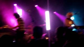 Black Kids screw up Partie Traumatic (LIVE TORONTO MOD CLUB)