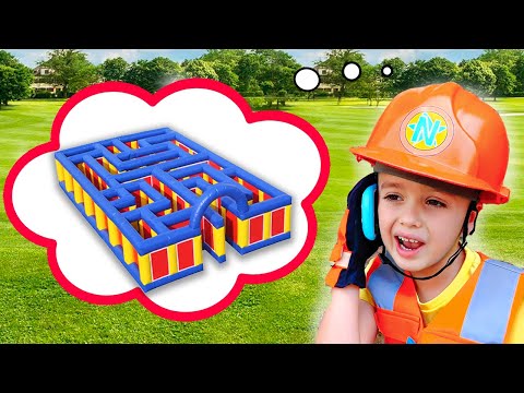 Niki in Giant Inflatable Maze Challenge