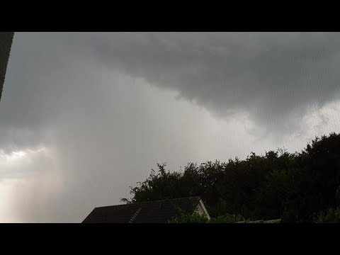 Superzelle mit teils golfballgroßem Hagel und Starkregen am 13.08.2020