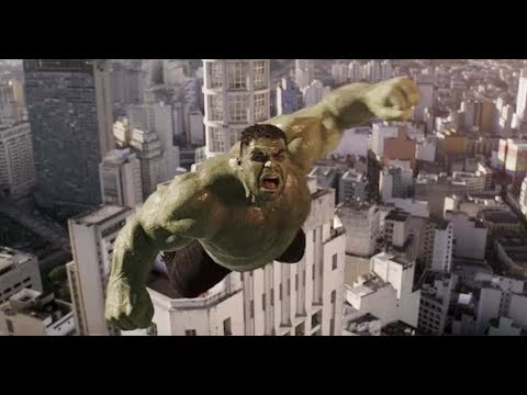 Hulk Smashes A Falling Satellite in Renault Brazilian Car Commercial