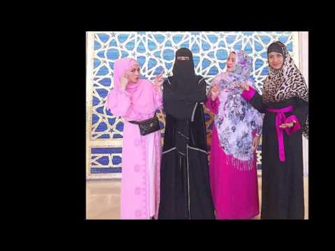 JULIA PERES BERHIJAB