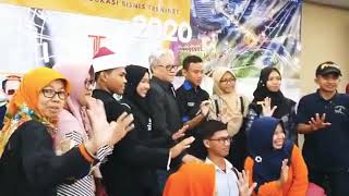 Download lagu iFENT Treninet hotel Neo Semarang mp3 Download lagu iFENT Treninet hotel Neo Semarang mp3