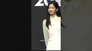 Download lagu Kim tae ri in press conference movie alienoid, look likes angel mp3 Download lagu Kim tae ri in press conference movie alienoid, look likes angel mp3