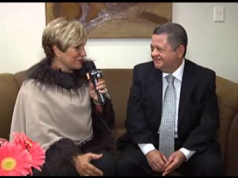 Programa Neusa Bighetti exibido no dia 26/05/2013 - No Sofá  José Carlos Barbosa