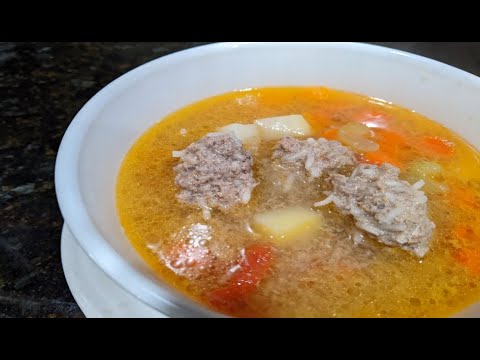 Sopa De Albondigas De Res