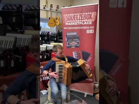 Colin J Nicholson - Saltarelle Clifden Piano Accordion