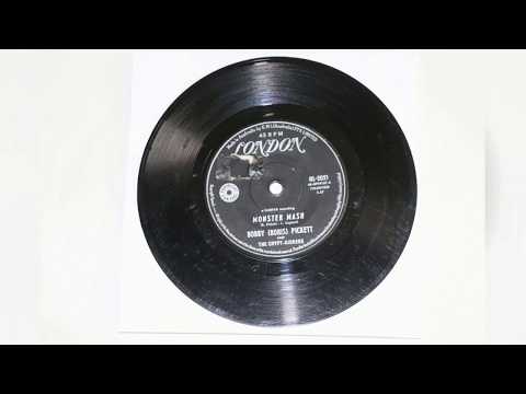 Bobby "Boris" Pickett  - Monster Mash (1962) played on 45 RPM Vinyl Record