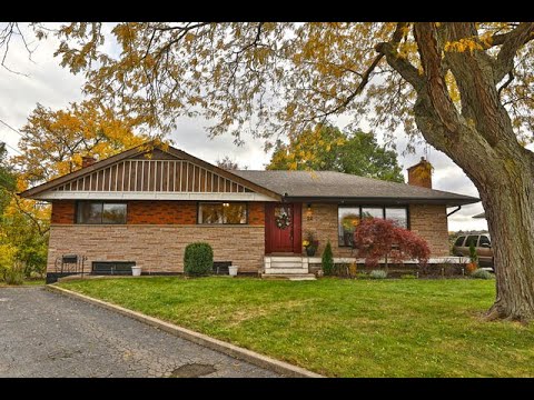 East Hamilton House for Sale 22 Nelligan Place, www.tracylilly.com