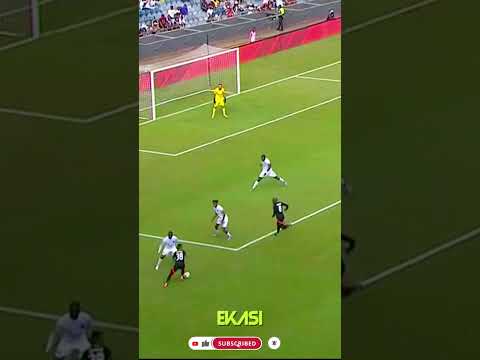 MOFOKENG KASI SKILLS (DONT PRESS) 🤣🔥#shorts #football #psl #pirates #orlandopirates #mofokeng
