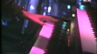 Simple Minds   live at the Barrowland 1991    Banging on the door