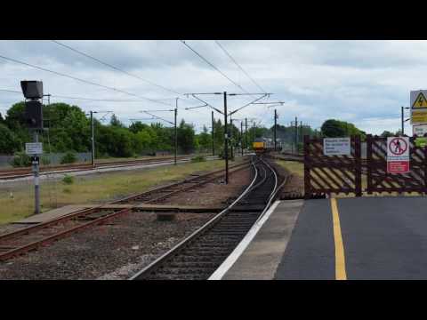 37611+37025 (Large logo) passing Darlington working the 0Z37 Derby R.T.C. to Mossend down yard