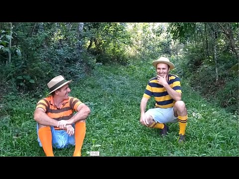 Uncle and Nephew - Hunter Who's Too Liar (Humor and Comedy)