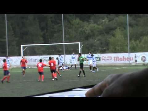 (2) 2-1. Gol de Jokin