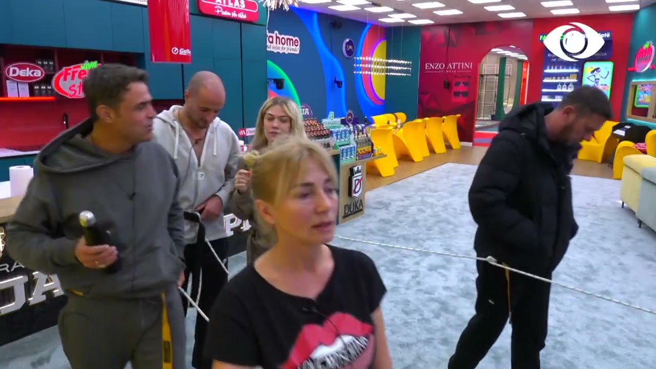 Armaldo i bën një rreng Ermionës