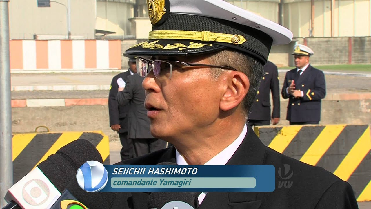 Frota de navios japoneses atraca no Porto de Santos