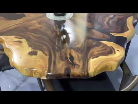 NTS001827 – Round Dining Table