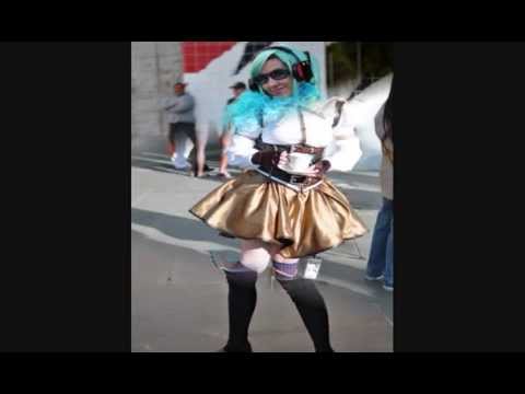 Fanime 2011 Cosplay Pt.1.wmv