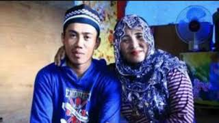 Download lagu Nikah beda usia terjadi lagi.perjaka nikahi wanita 58 tahun ,di Nunukan Kalimantan mp3