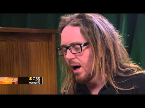 Comic, musician trades racy comedy for a children's musical