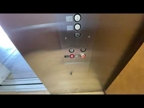 EPIC MOTOR!!!!!! US Circle Button Hydraulic Elevator/Lift @ Comfort Suites East Tucson AZ