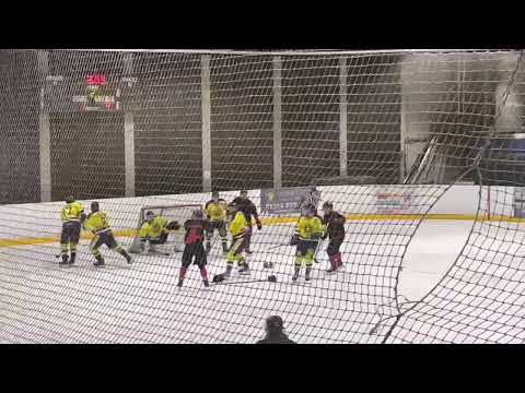 Sam Shone vs Connor Hutchison NIHL fight 1-4-23