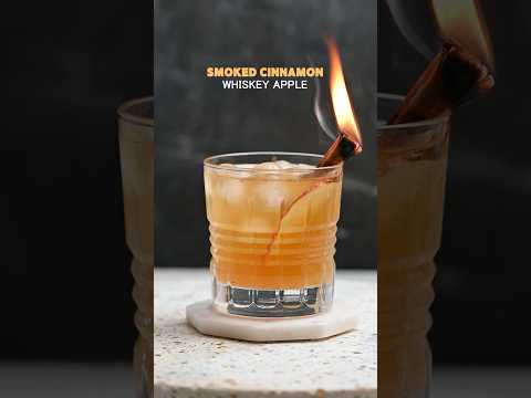 Smoked Cinnamon Apple Whiskey Cocktail 🍎🥃 #FallCocktail #WhiskeyLovers #AppleSeason #Smokeddrinks
