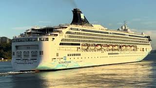 クルーズ客船「NORWEGIAN SPIRIT（ノルウェージャン・スピリット）」　アメリカのクルーズ客船　広島港クルーズターミナル  広島市南区宇品海岸３丁目１２  #広島 #広島港 #クルーズ客船