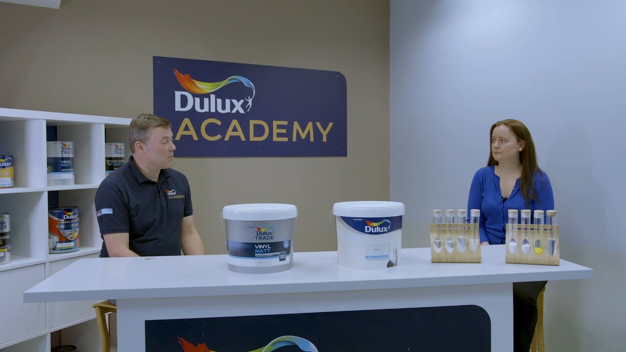 What is the difference between Dulux and Dulux Trade? Tipseri
