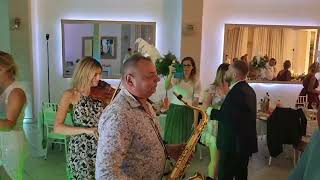 Sax lub skrzypce? A może w duecie?