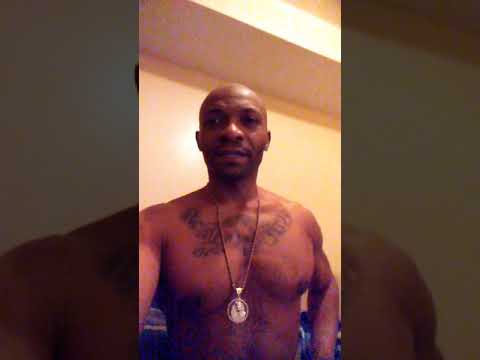 #YIPES #VBLOG " Discussing NY Rapper Juelz Santana wearing femal attire?"