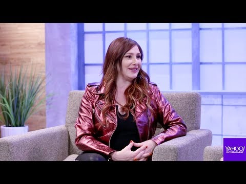 download lagu mp3 mp4 Tiffany Darwish, download lagu Tiffany Darwish gratis, unduh video klip Tiffany Darwish