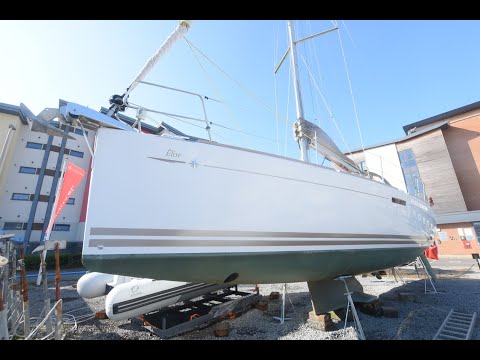 Jeanneau Sun Odyssey 379 fro sale by YACHTS CO