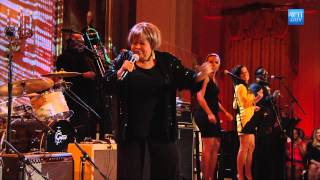 Mavis Staples Performs &quot;I&#39;ll Take You There&quot; at In Performance at the White House