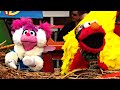 Sesame Street The Macy S Thanksgiving Day Parade What Makes Music X Sing 2009