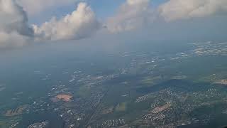 United International Airlines- Newark International Airport Landing