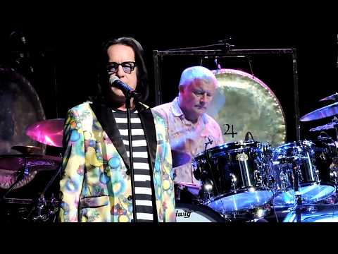 Carl Palmer's ELP Legacy Lucky Man with Todd Rundgren, Fanfare Drum Solo